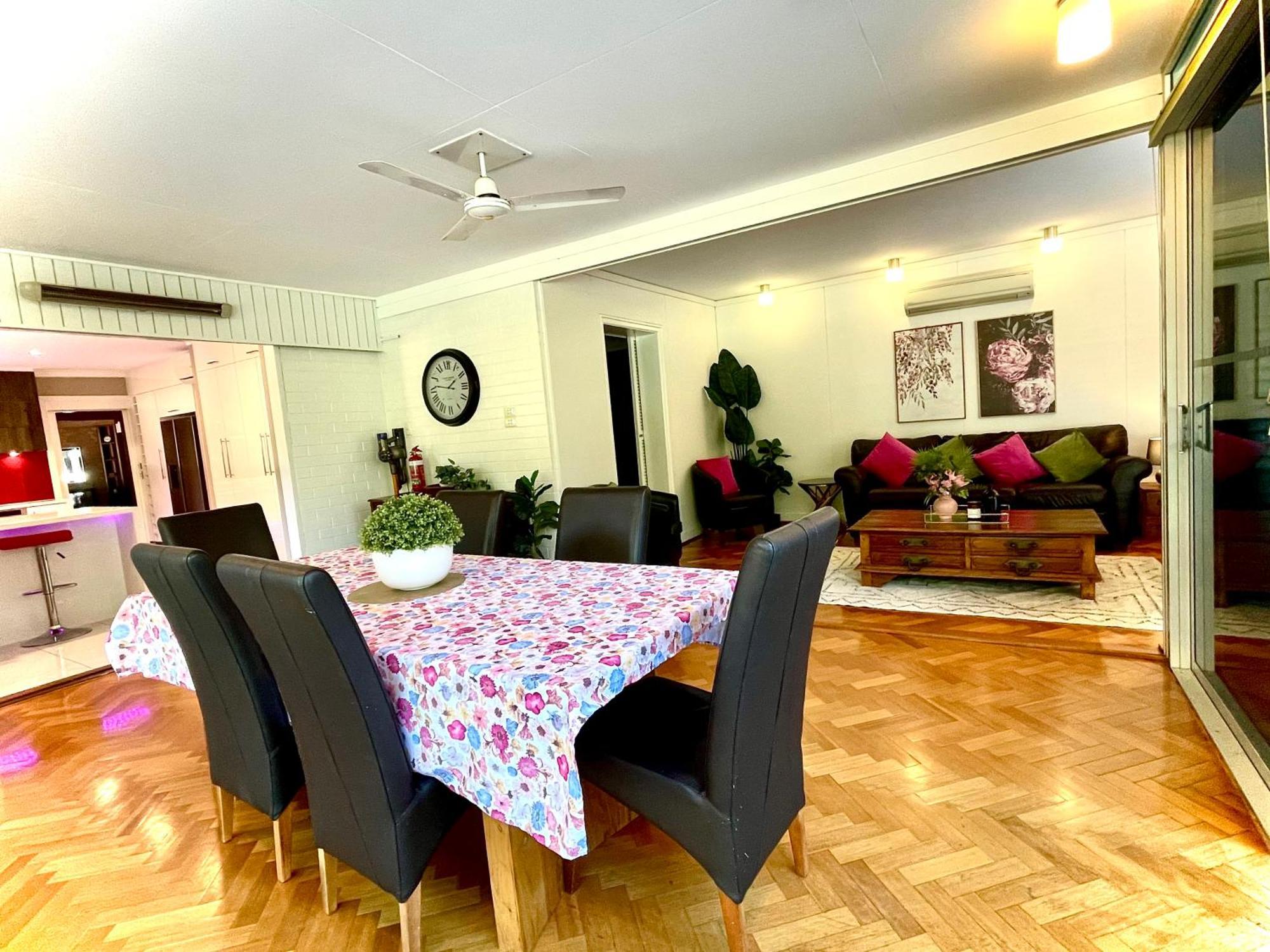 Spacious Hideaway Retreat, Brookfield, Брисбен Экстерьер фото